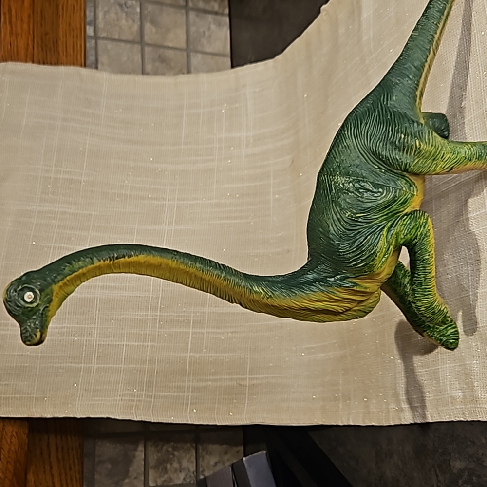 Vintage Longneck 10" Brachiosaurus Dinosaur Figure